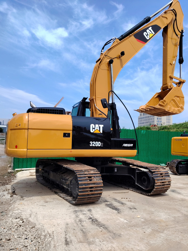 CATERPILLAR 320D2L with C7.1 ENGINE CAT 320D2 L 320 D 2 L C 7.1 ENGINE - Kettenbagger: das Bild 1 CATERPILLAR 320D2L with C7.1 ENGINE CAT 320D2 L 320 D 2 L C 7.1 ENGINE - Kettenbagger: das Bild 1