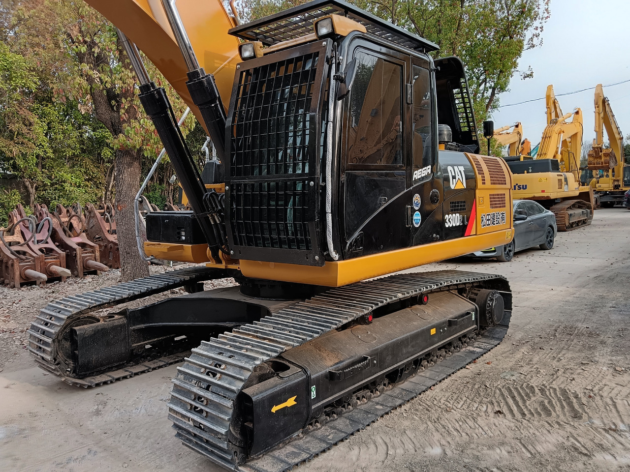 CATERPILLAR 330D2 L CAT 330GC - Kettenbagger: das Bild 4 CATERPILLAR 330D2 L CAT 330GC - Kettenbagger: das Bild 4