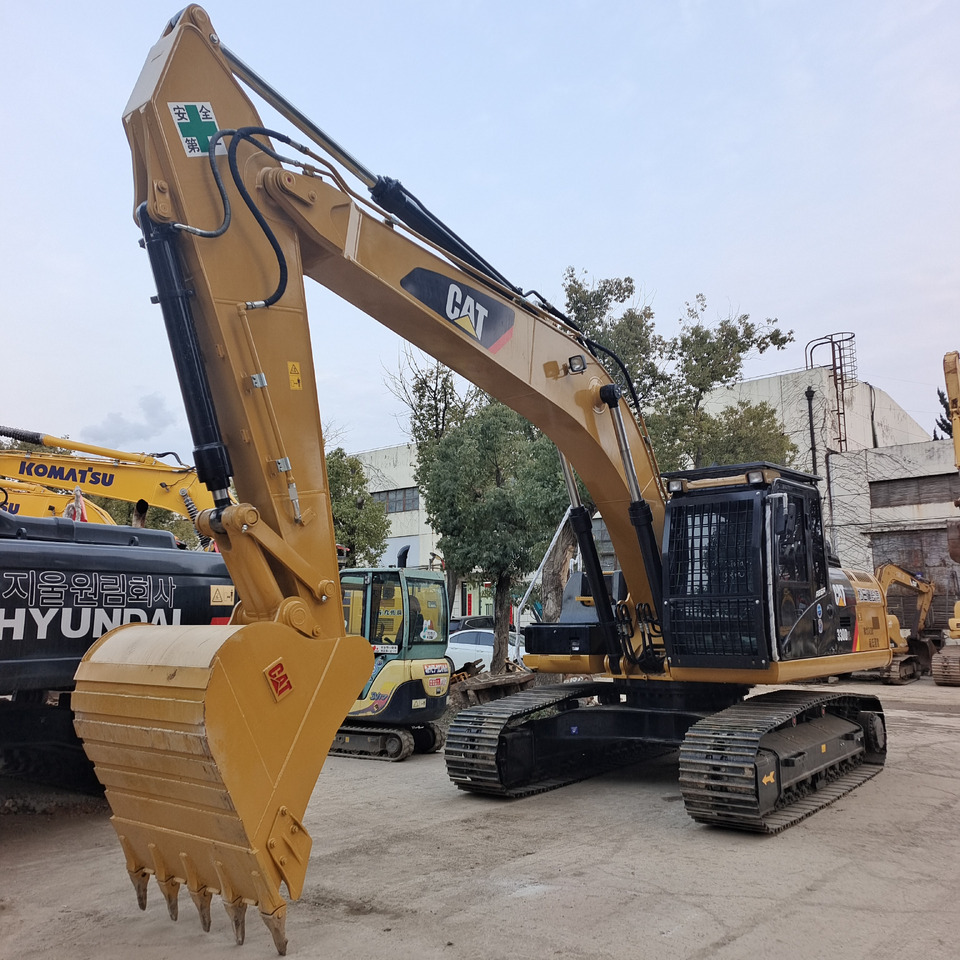 CATERPILLAR 330D2L CAT 330D 2 L 330GC - Kettenbagger: das Bild 2 CATERPILLAR 330D2L CAT 330D 2 L 330GC - Kettenbagger: das Bild 2