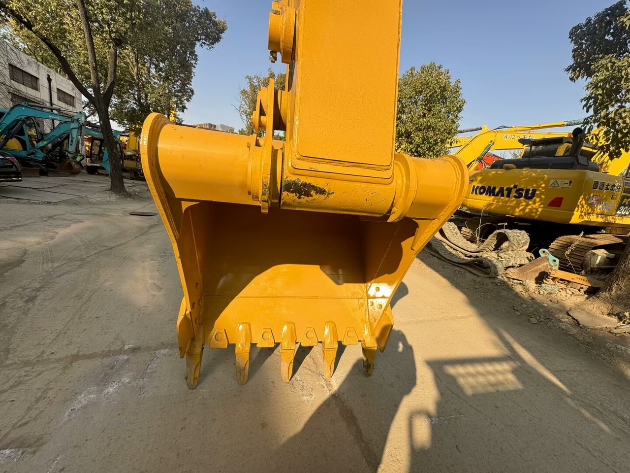 CATERPILLAR 330D2L CAT 330D 2 L - Kettenbagger: das Bild 3 CATERPILLAR 330D2L CAT 330D 2 L - Kettenbagger: das Bild 3