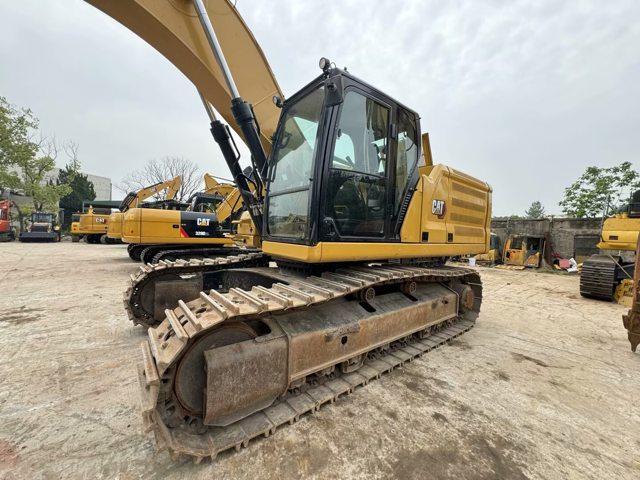 CATERPILLAR 336 GC CAT - Kettenbagger: das Bild 5 CATERPILLAR 336 GC CAT - Kettenbagger: das Bild 5