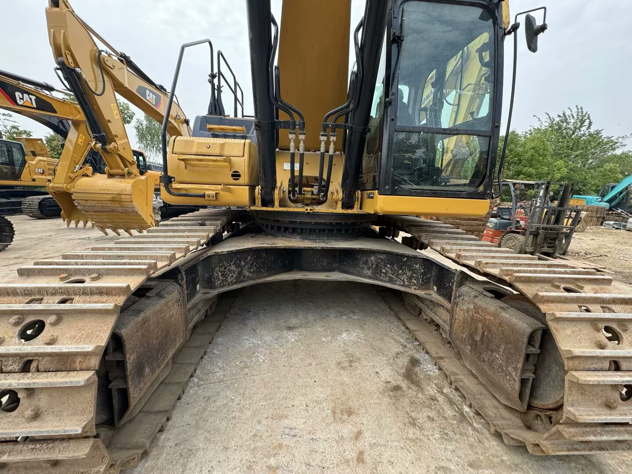 CATERPILLAR 336 GC CAT - Kettenbagger: das Bild 2 CATERPILLAR 336 GC CAT - Kettenbagger: das Bild 2
