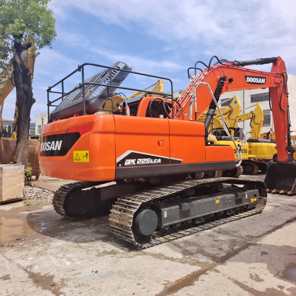 DOOSAN DX225LCA DX225LC-9C DX300 DX340 - Kettenbagger: das Bild 2 DOOSAN DX225LCA DX225LC-9C DX300 DX340 - Kettenbagger: das Bild 2