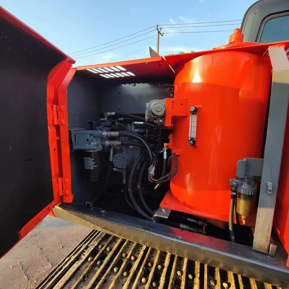 HITACHI ZX120 ZAXIS 120 - Kettenbagger: das Bild 5 HITACHI ZX120 ZAXIS 120 - Kettenbagger: das Bild 5