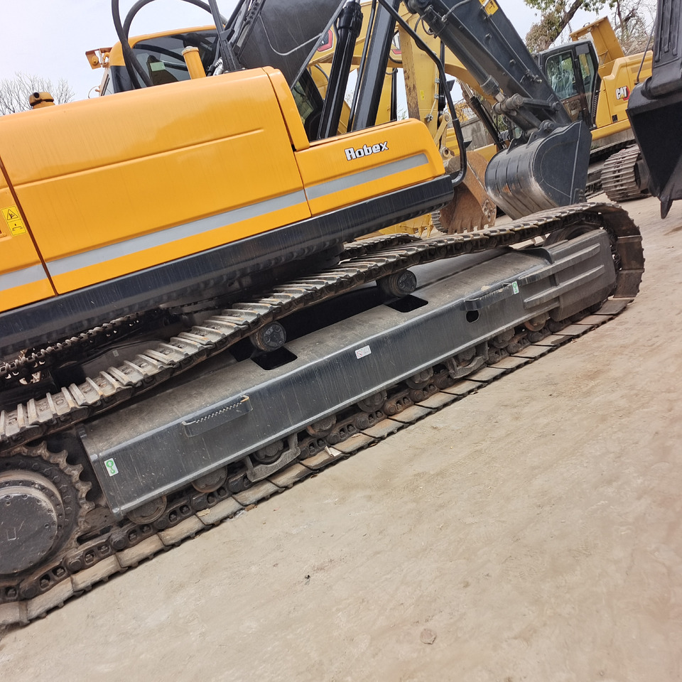 HYUNDAI 330LC-9S - Kettenbagger: das Bild 3 HYUNDAI 330LC-9S - Kettenbagger: das Bild 3