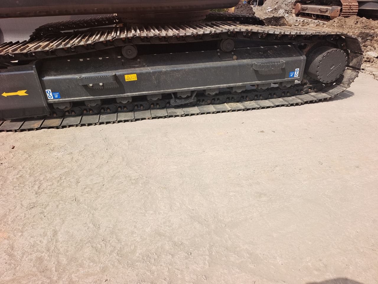 HYUNDAI HX220HD WITH 4 CAMERAS - Kettenbagger: das Bild 2 HYUNDAI HX220HD WITH 4 CAMERAS - Kettenbagger: das Bild 2