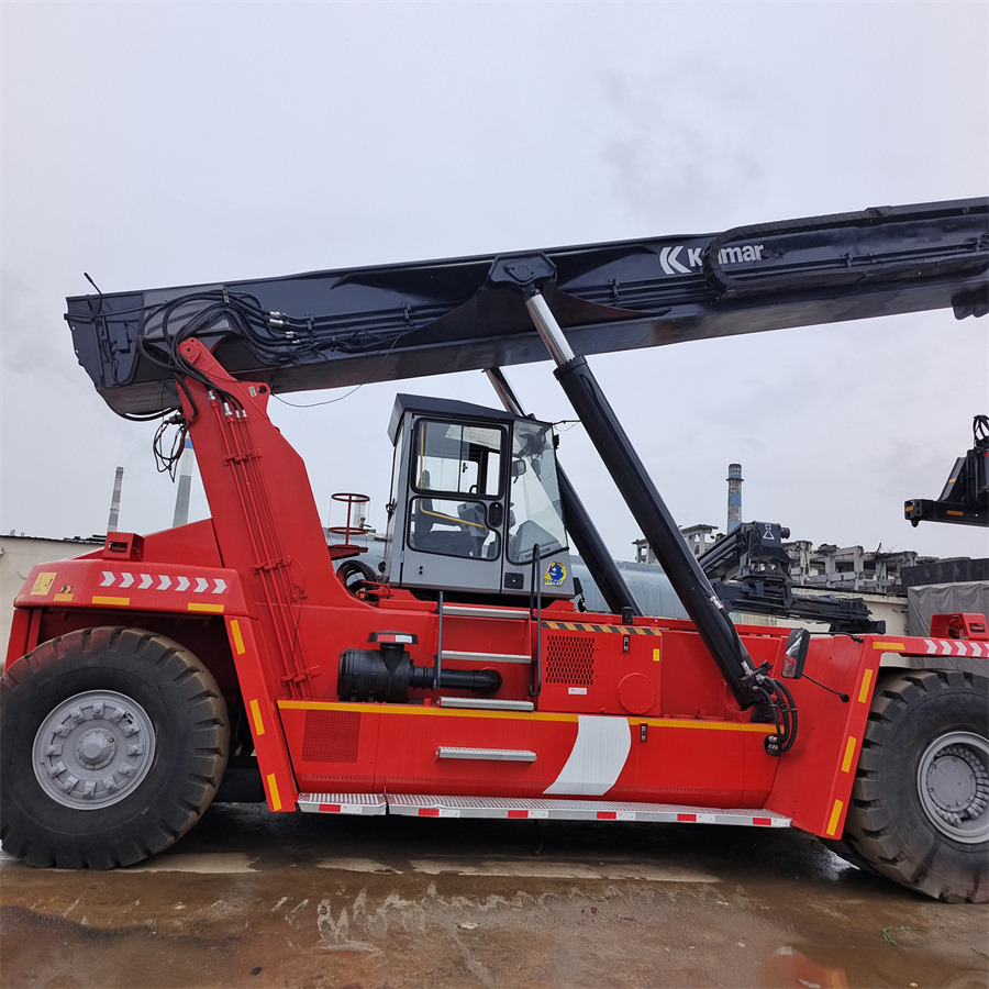 KALMAR DRF 450 - Reach stacker: das Bild 1 KALMAR DRF 450 - Reach stacker: das Bild 1