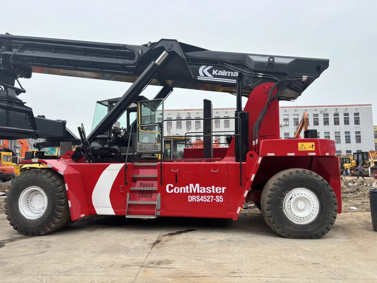 KALMAR DRS4527-S5 DRF450 DRD450 DRT450 - Containerstapler: das Bild 4 KALMAR DRS4527-S5 DRF450 DRD450 DRT450 - Containerstapler: das Bild 4
