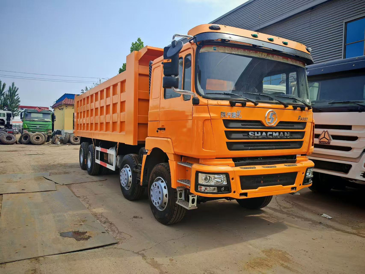 SHACMAN F3000 8*4 DUMP TRUCK - Kipper: das Bild 1 SHACMAN F3000 8*4 DUMP TRUCK - Kipper: das Bild 1