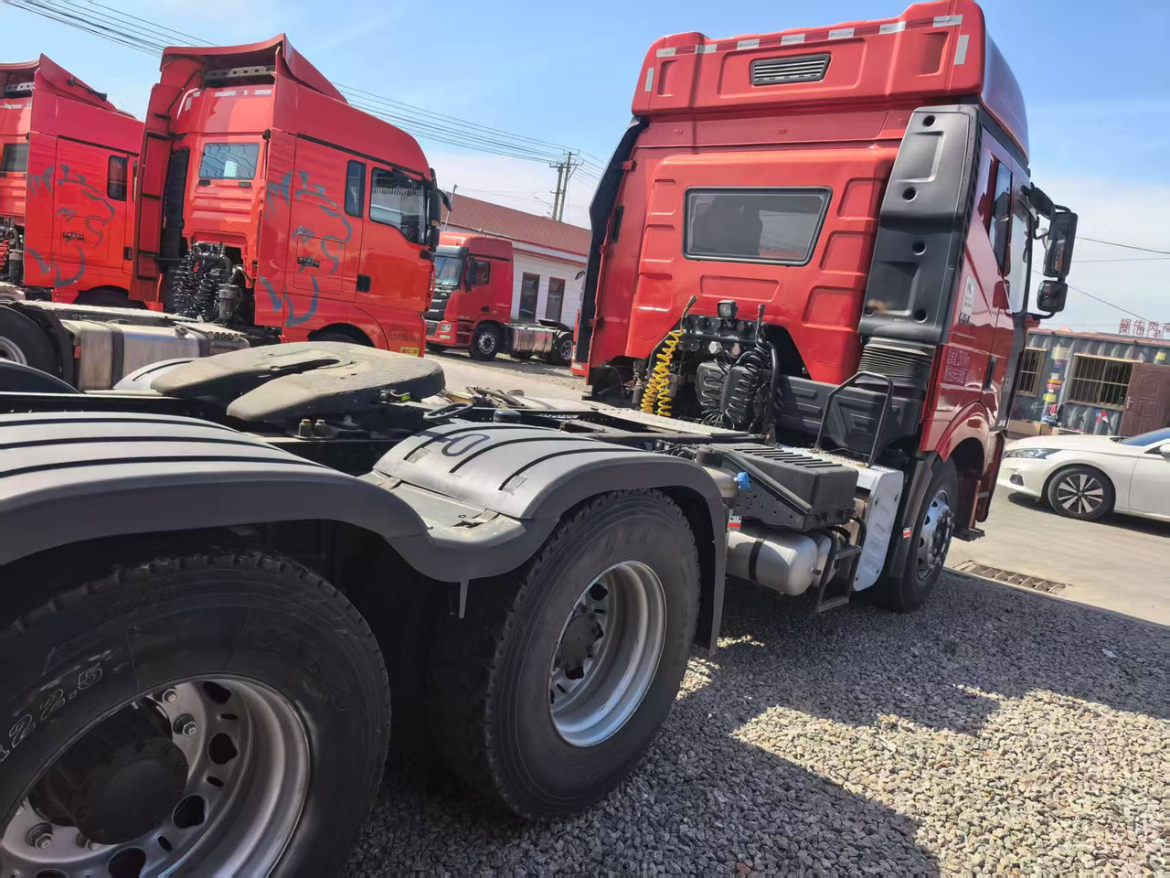 FAW JIEFANG - Sattelzugmaschine: das Bild 3 FAW JIEFANG - Sattelzugmaschine: das Bild 3