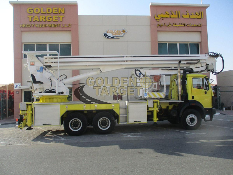 Mercedes-Benz 2638 - Arbeitsbühne: das Bild 5 Mercedes-Benz 2638 - Arbeitsbühne: das Bild 5