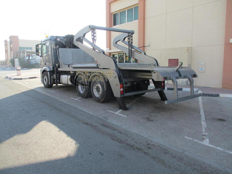 Mercedes-Benz 2642 6×2 Double Skip Loader with HIAB Crane - Lader: das Bild 5 Mercedes-Benz 2642 6×2 Double Skip Loader with HIAB Crane - Lader: das Bild 5