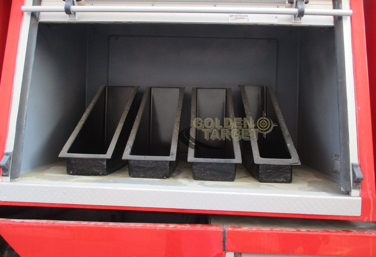 Reynold Boughton Barracuda 4x4 Airport Fire Truck - Feuerwehrfahrzeug: das Bild 5 Reynold Boughton Barracuda 4x4 Airport Fire Truck - Feuerwehrfahrzeug: das Bild 5
