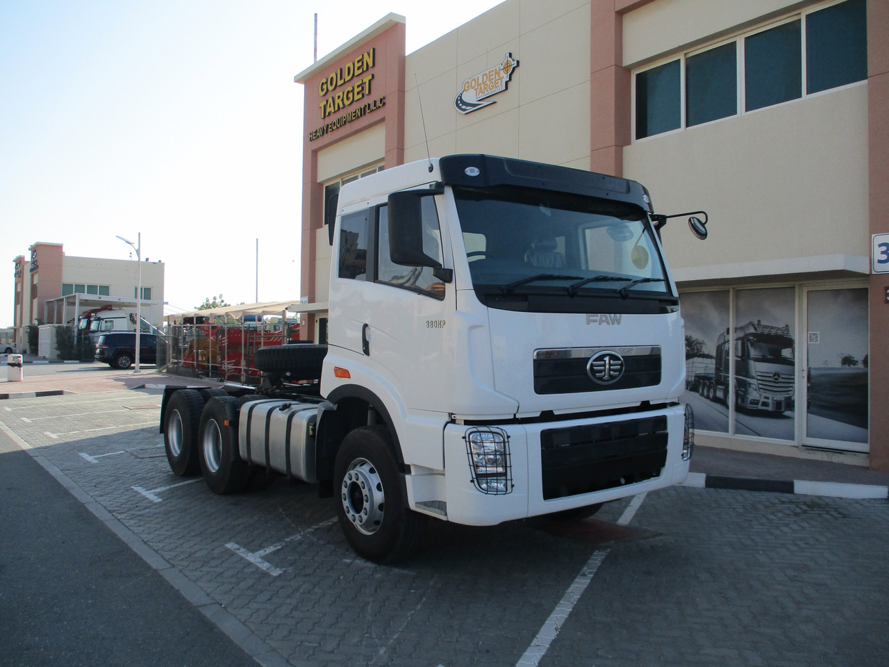 FAW 4181P2K15 6x4 Head Truck - Sattelzugmaschine: das Bild 1 FAW 4181P2K15 6x4 Head Truck - Sattelzugmaschine: das Bild 1
