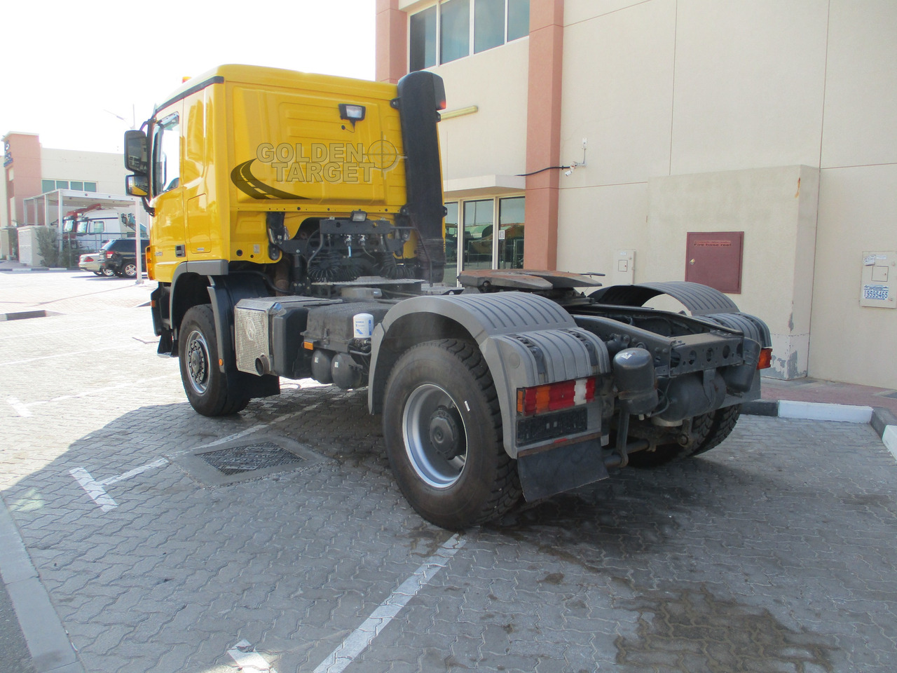 MERCEDES-BENZ Actros 2048 4x4 Head Truck - Sattelzugmaschine: das Bild 4 MERCEDES-BENZ Actros 2048 4x4 Head Truck - Sattelzugmaschine: das Bild 4