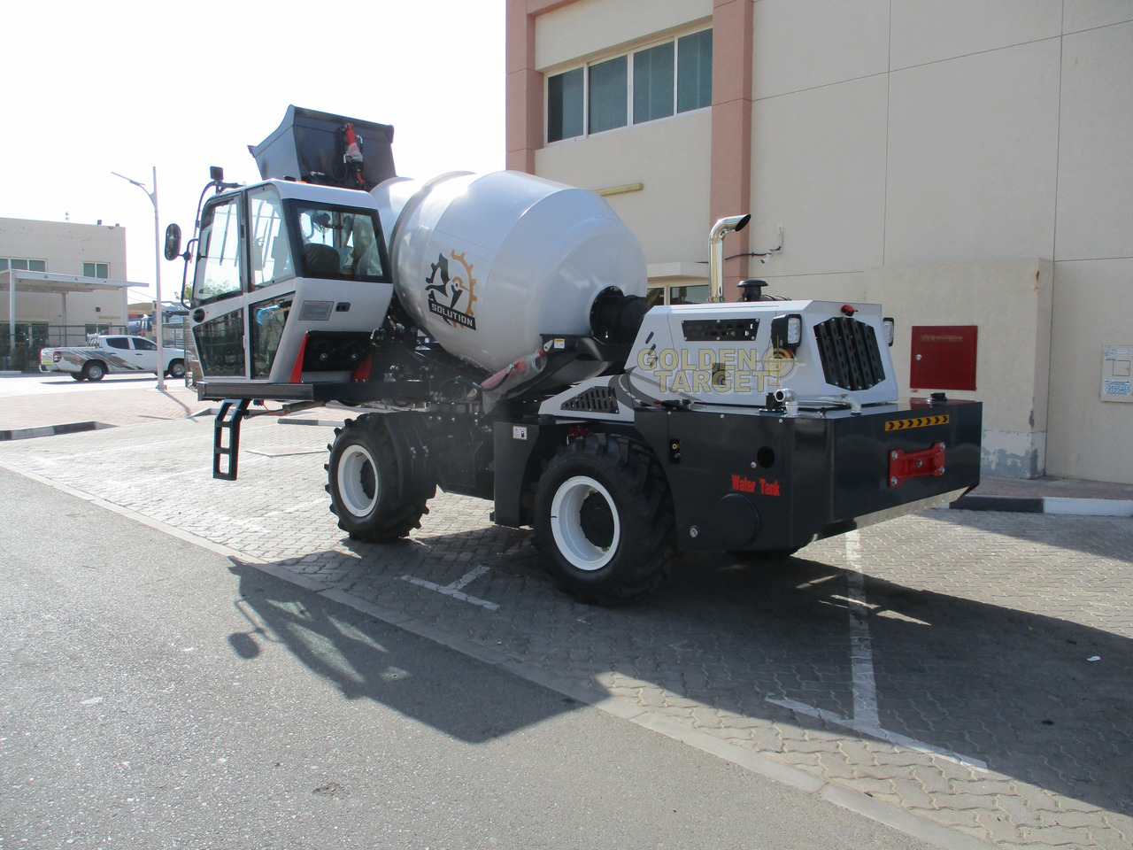 Solution H25 Self Loading Mixer - Fahrmischer: das Bild 4 Solution H25 Self Loading Mixer - Fahrmischer: das Bild 4