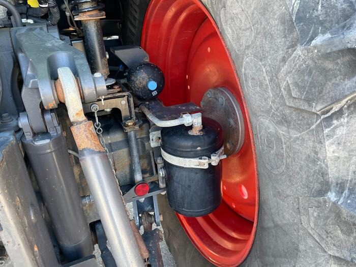 Claas Arion 650 - Traktor: das Bild 4 Claas Arion 650 - Traktor: das Bild 4