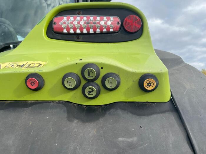 Claas Arion 650 - Traktor: das Bild 3 Claas Arion 650 - Traktor: das Bild 3