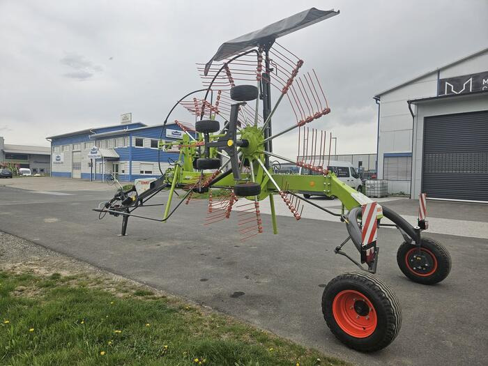 Claas Liner 1600 - Heuwender/ Wenderechen: das Bild 4 Claas Liner 1600 - Heuwender/ Wenderechen: das Bild 4