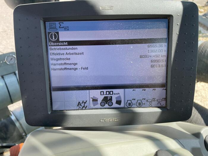 Claas Xerion 4000 - Traktor: das Bild 5 Claas Xerion 4000 - Traktor: das Bild 5