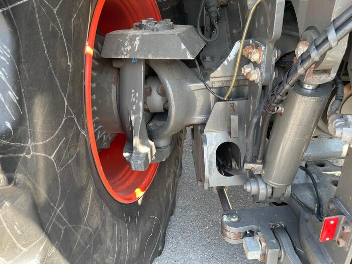 Claas Xerion 4000 - Traktor: das Bild 2 Claas Xerion 4000 - Traktor: das Bild 2