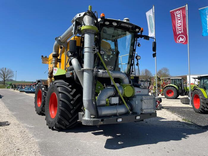 Claas Xerion 4000 - Traktor: das Bild 1 Claas Xerion 4000 - Traktor: das Bild 1