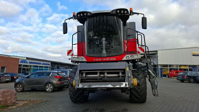 Massey Ferguson Centora 7380 AL - Mähdrescher: das Bild 2 Massey Ferguson Centora 7380 AL - Mähdrescher: das Bild 2