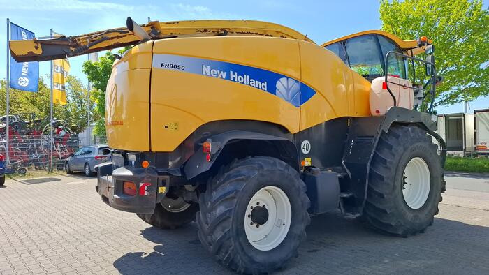 New Holland FR 9060 - Feldhäcksler: das Bild 4 New Holland FR 9060 - Feldhäcksler: das Bild 4