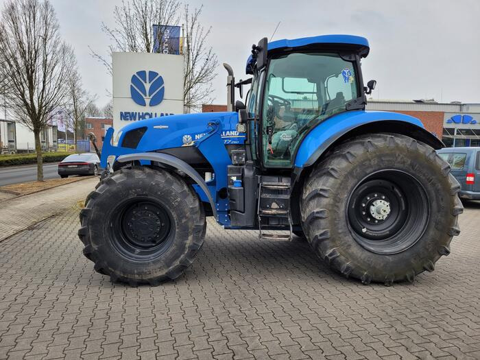 New Holland T 7.250 - Traktor: das Bild 3 New Holland T 7.250 - Traktor: das Bild 3