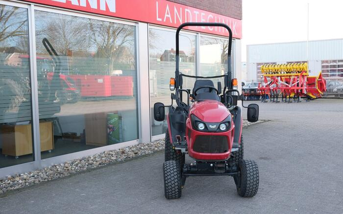 Yanmar SA221 - Traktor: das Bild 2 Yanmar SA221 - Traktor: das Bild 2