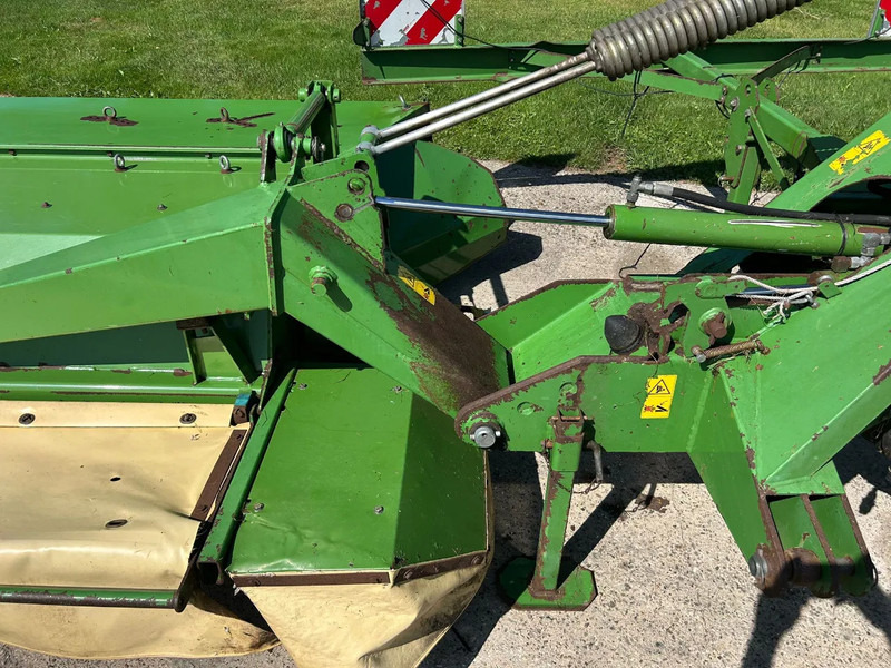 Krone Easycut 9140 CV triple maaier - Mähwerk: das Bild 5 Krone Easycut 9140 CV triple maaier - Mähwerk: das Bild 5