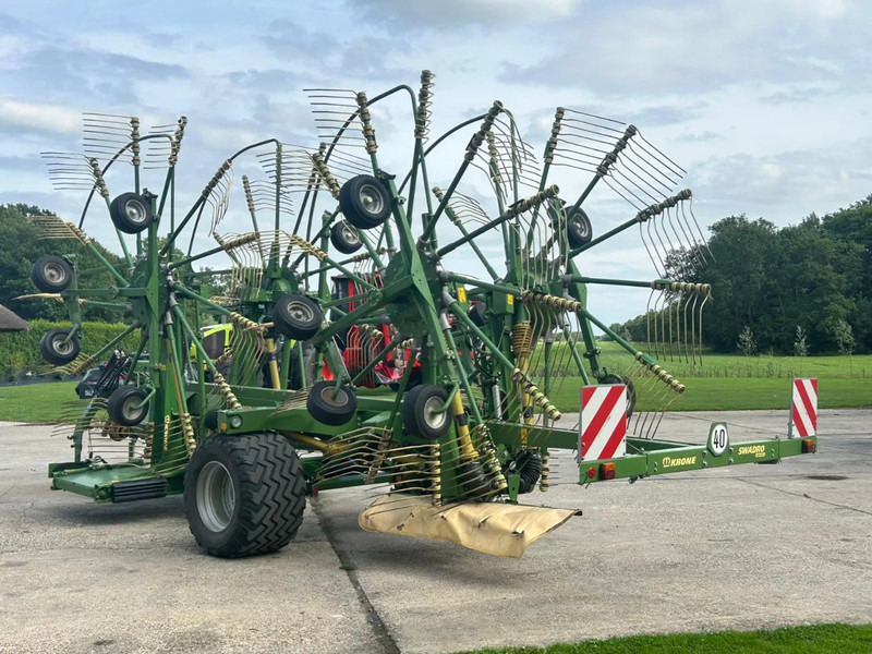 Krone Swadro 1400 Plus 4 Rotorhark Zwiller - Heuwender/ Wenderechen: das Bild 5 Krone Swadro 1400 Plus 4 Rotorhark Zwiller - Heuwender/ Wenderechen: das Bild 5