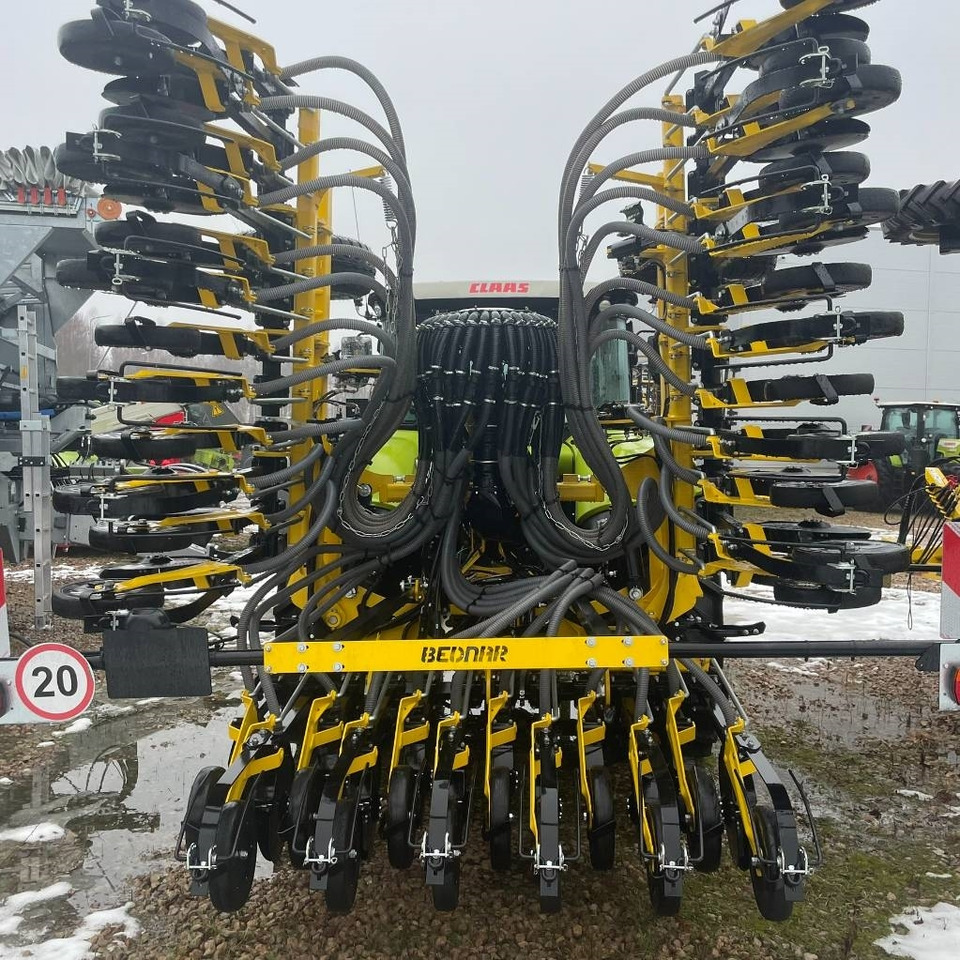Bednar CORSA CN 6000 - Sämaschine: das Bild 2 Bednar CORSA CN 6000 - Sämaschine: das Bild 2