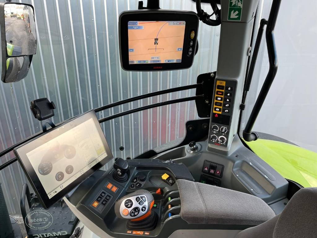 Traktor Claas Axion 920: das Bild 10 Traktor Claas Axion 920: das Bild 10