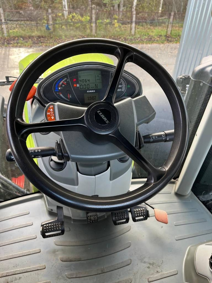 Traktor Claas Axion 920: das Bild 12 Traktor Claas Axion 920: das Bild 12