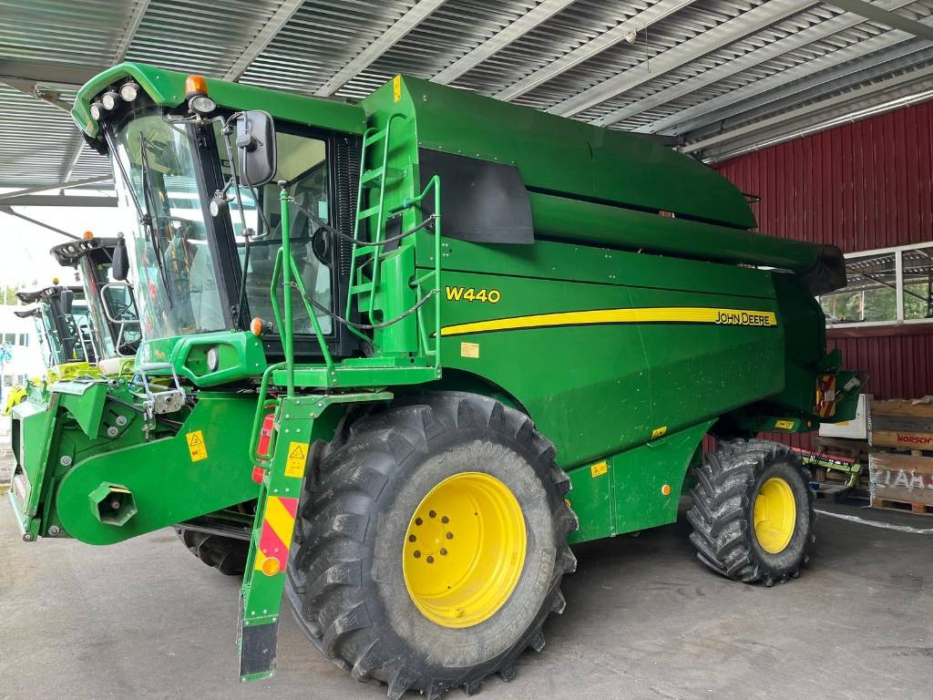 John Deere W 440 - Mähdrescher: das Bild 4 John Deere W 440 - Mähdrescher: das Bild 4