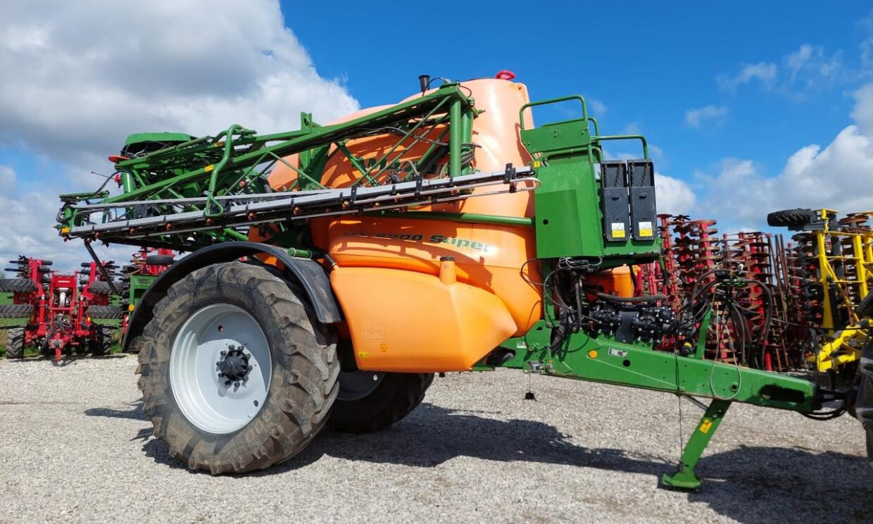 Amazone UX 6200 Super 28-30 M - Anhängespritze: das Bild 2 Amazone UX 6200 Super 28-30 M - Anhängespritze: das Bild 2