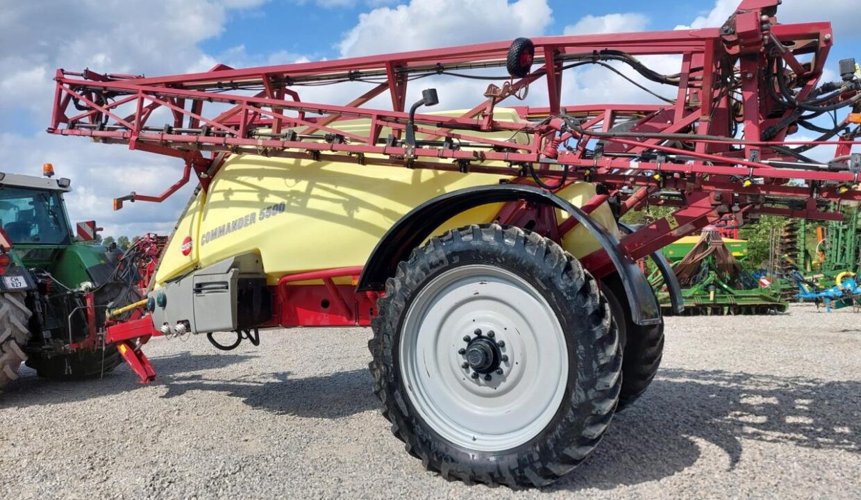 Hardi Commander 5500i -30m - Anhängespritze: das Bild 3 Hardi Commander 5500i -30m - Anhängespritze: das Bild 3
