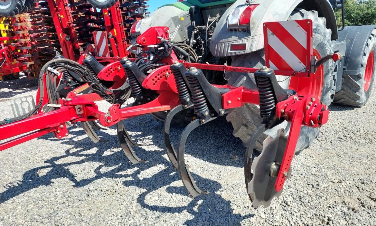 Horsch Mono 4 TG - Tiefenlockerer: das Bild 3 Horsch Mono 4 TG - Tiefenlockerer: das Bild 3