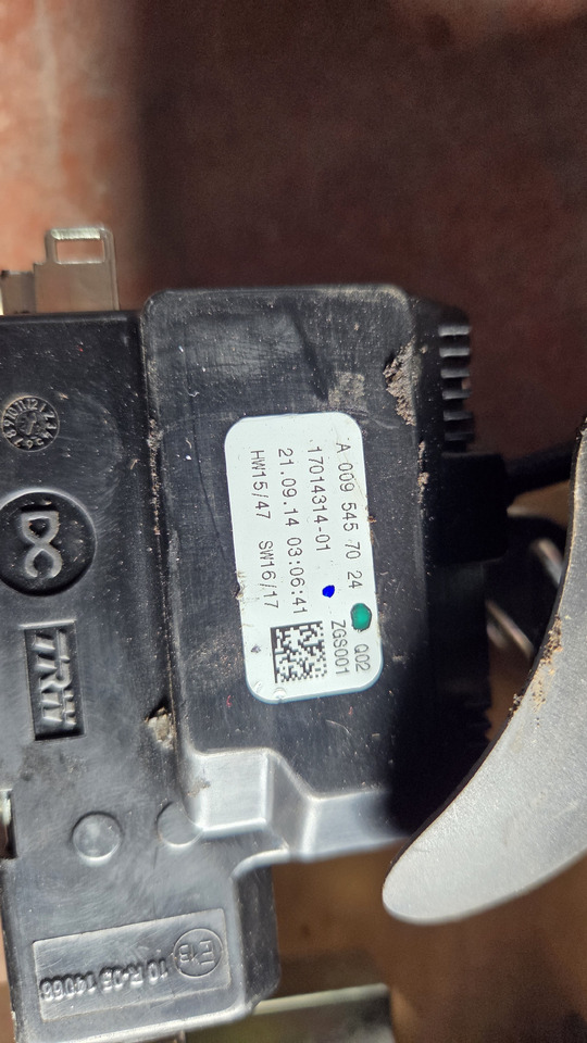 MERCEDES-BENZ ACTROS MP4 - Lenkstockschalter für LKW: das Bild 5 MERCEDES-BENZ ACTROS MP4 - Lenkstockschalter für LKW: das Bild 5