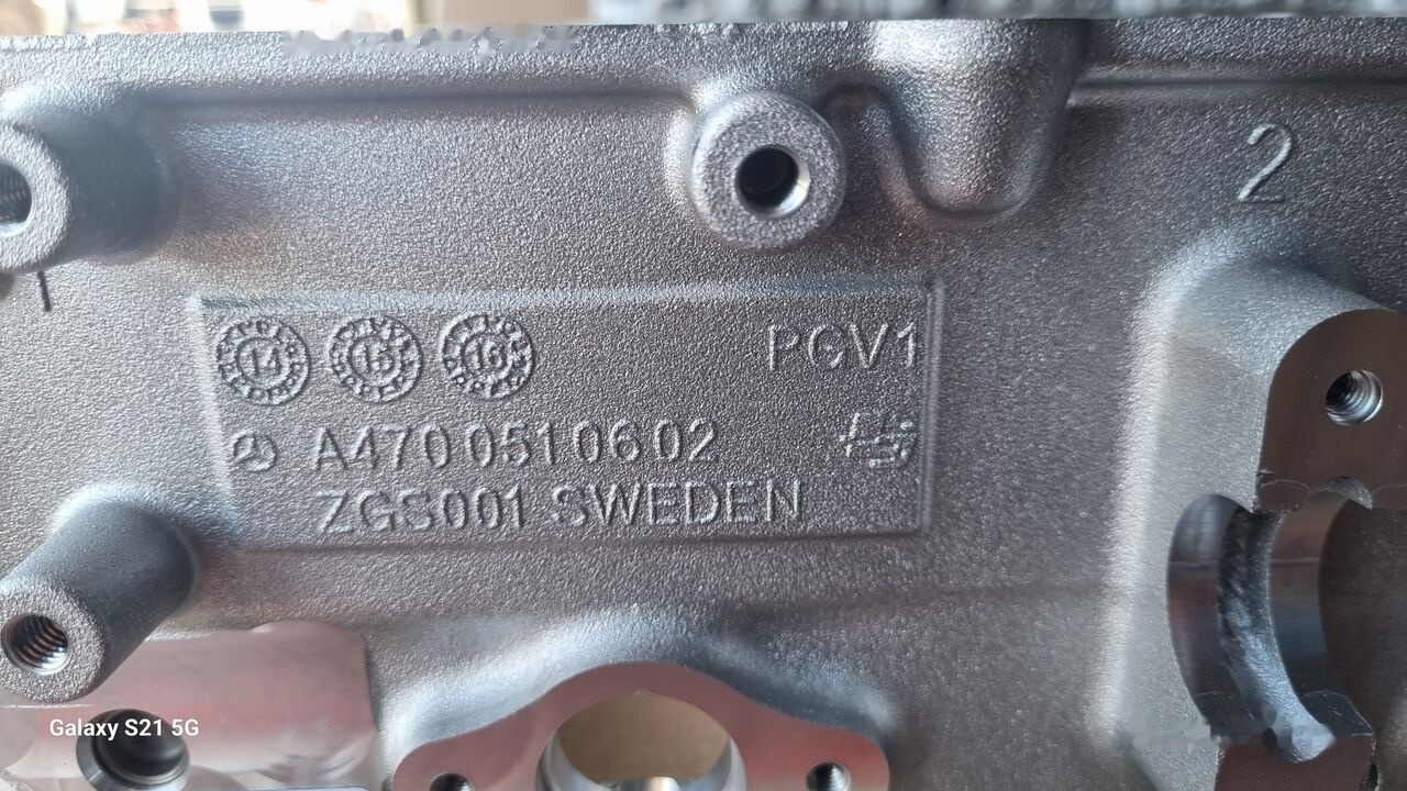 Mercedes-Benz CAMSHAFT HOUSING Mercedes-Benz ACTROS MP4 EURO 6 - Motor und Teile für LKW: das Bild 1 Mercedes-Benz CAMSHAFT HOUSING Mercedes-Benz ACTROS MP4 EURO 6 - Motor und Teile für LKW: das Bild 1