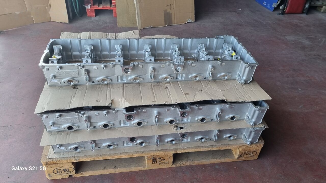 Mercedes-Benz CAMSHAFT HOUSING Mercedes-Benz ACTROS MP4 EURO 6 - Motor und Teile für LKW: das Bild 5 Mercedes-Benz CAMSHAFT HOUSING Mercedes-Benz ACTROS MP4 EURO 6 - Motor und Teile für LKW: das Bild 5