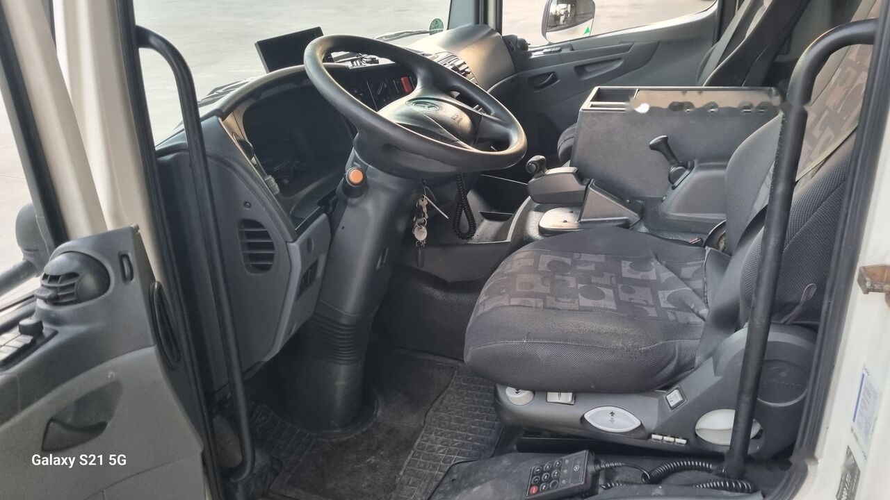 Mercedes-Benz MERCEDES ATEGO 2 A9736000020 Mercedes-Benz ATEGO 2 - Fahrerhaus für LKW: das Bild 4 Mercedes-Benz MERCEDES ATEGO 2 A9736000020 Mercedes-Benz ATEGO 2 - Fahrerhaus für LKW: das Bild 4