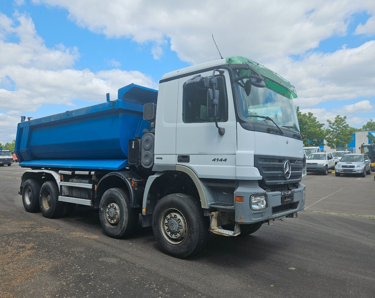 Mercedes-Benz Actros 4144 8x8 Hinterkipper - Kipper: das Bild 1 Mercedes-Benz Actros 4144 8x8 Hinterkipper - Kipper: das Bild 1