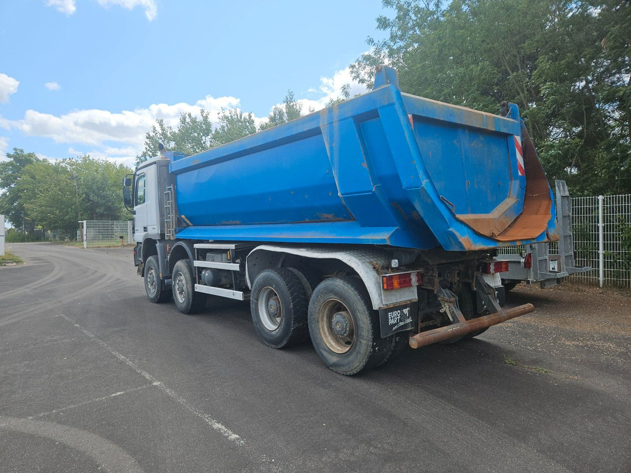 Mercedes-Benz Actros 4144 8x8 Hinterkipper - Kipper: das Bild 3 Mercedes-Benz Actros 4144 8x8 Hinterkipper - Kipper: das Bild 3