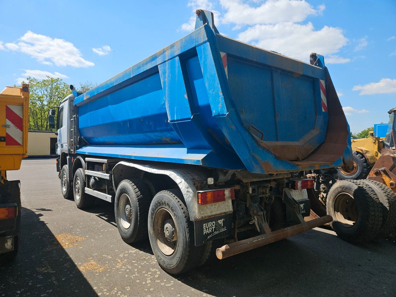 Mercedes-Benz Actros 4144 8x8 Hinterkipper - Kipper: das Bild 3 Mercedes-Benz Actros 4144 8x8 Hinterkipper - Kipper: das Bild 3