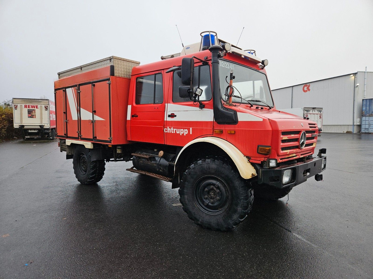 Unimog U4000 4x4 DOKA Feuerwehr - Tankwagen: das Bild 2 Unimog U4000 4x4 DOKA Feuerwehr - Tankwagen: das Bild 2