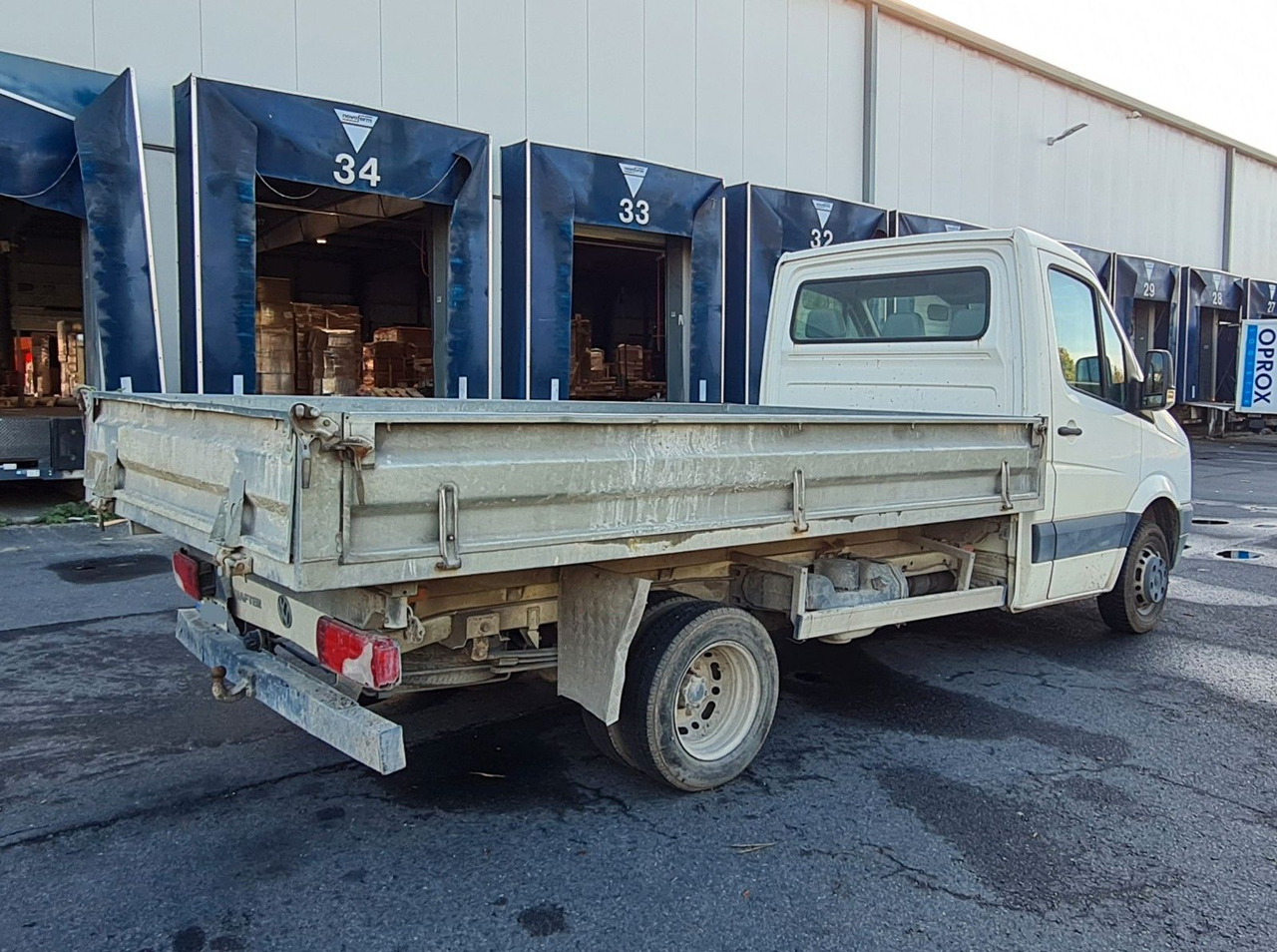 Volkswagen Crafter 50 Dreiseitenkipper - Kipper Transporter: das Bild 4 Volkswagen Crafter 50 Dreiseitenkipper - Kipper Transporter: das Bild 4