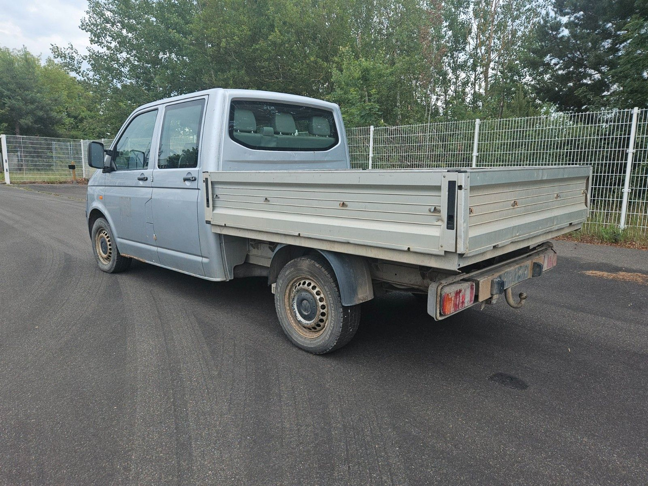 Volkswagen T5 DOKA Pritsche ALLRAD - Pritsche Transporter: das Bild 3 Volkswagen T5 DOKA Pritsche ALLRAD - Pritsche Transporter: das Bild 3