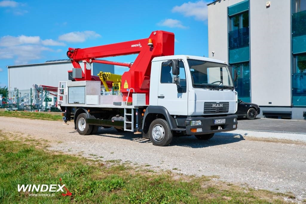 Wumag WT 170 - LKW mit Arbeitsbühne: das Bild 2 Wumag WT 170 - LKW mit Arbeitsbühne: das Bild 2